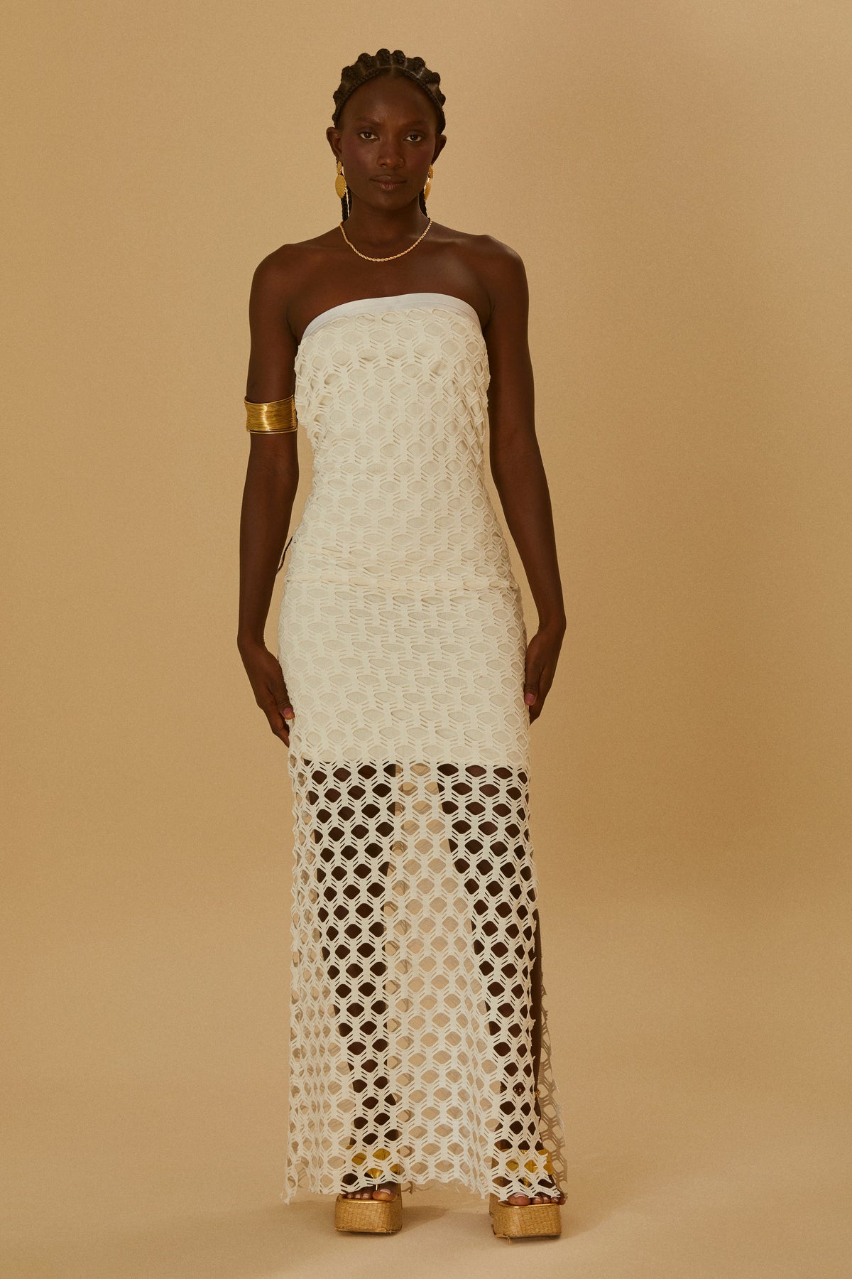 Vestido Longo Em Tela Banho De Mar